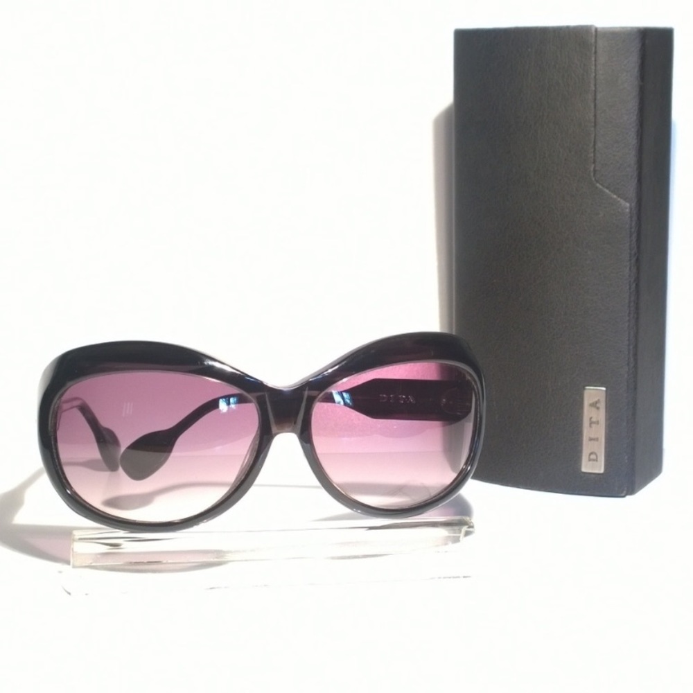 DITA "Galore" Sunglasses no scratches